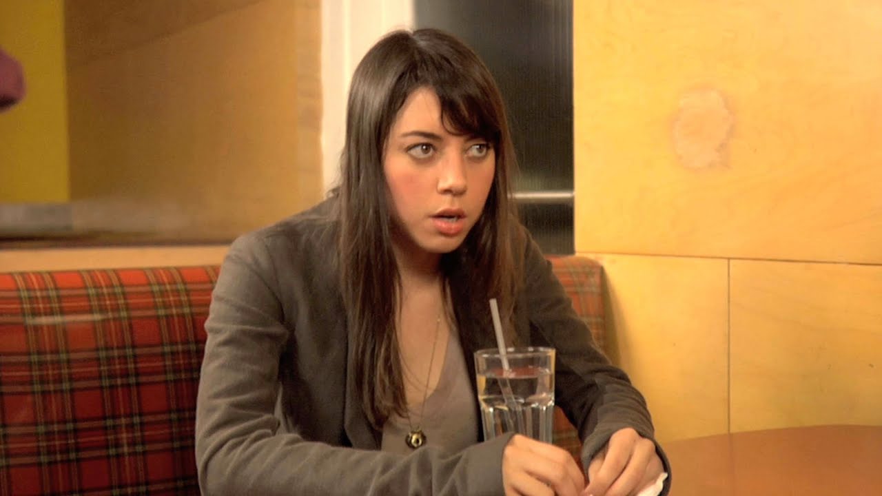 Breaking Up in a Noisy Diner | Comedy Sketch with Aubrey Plaza and Josh Gad