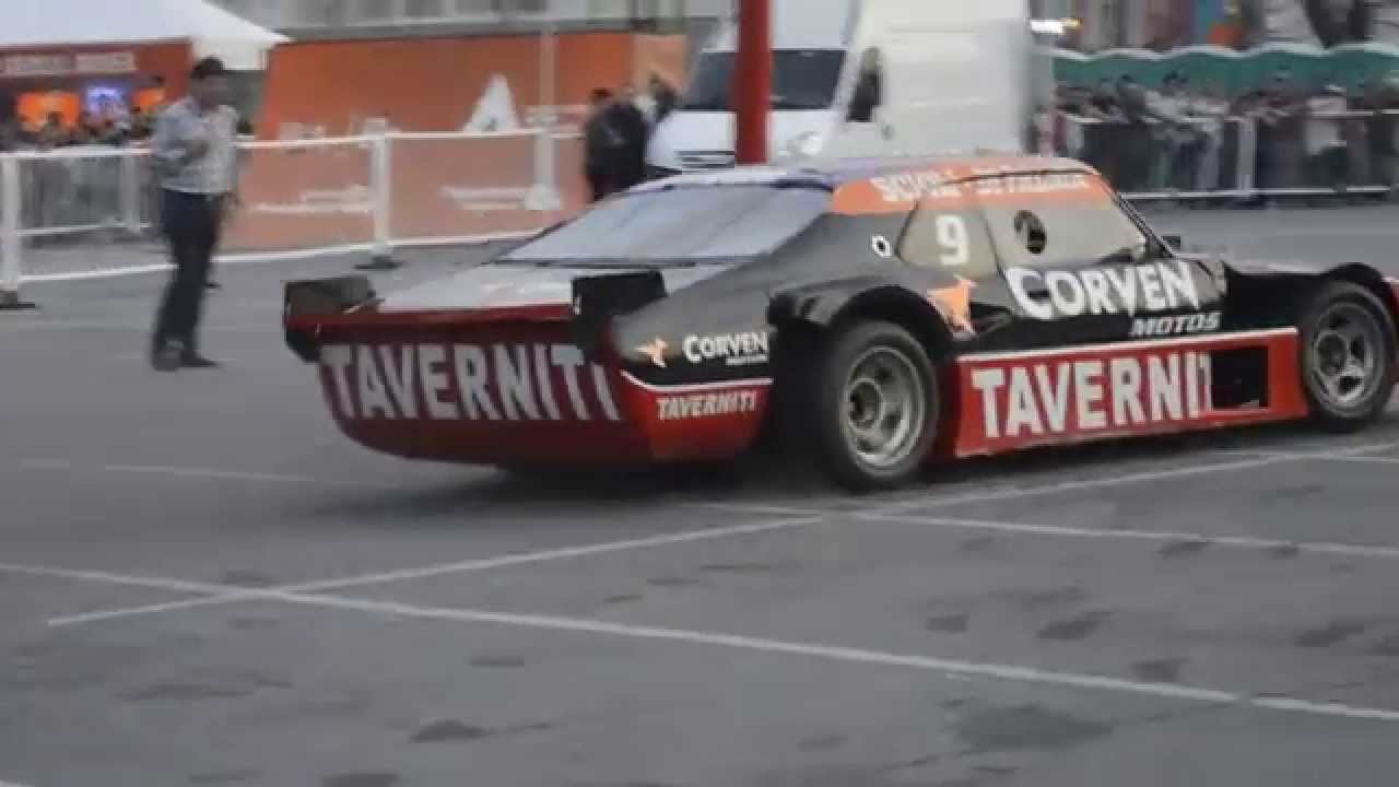 Marcos Haciendo trompos Rockea, Foto Mauro Mcbraian
