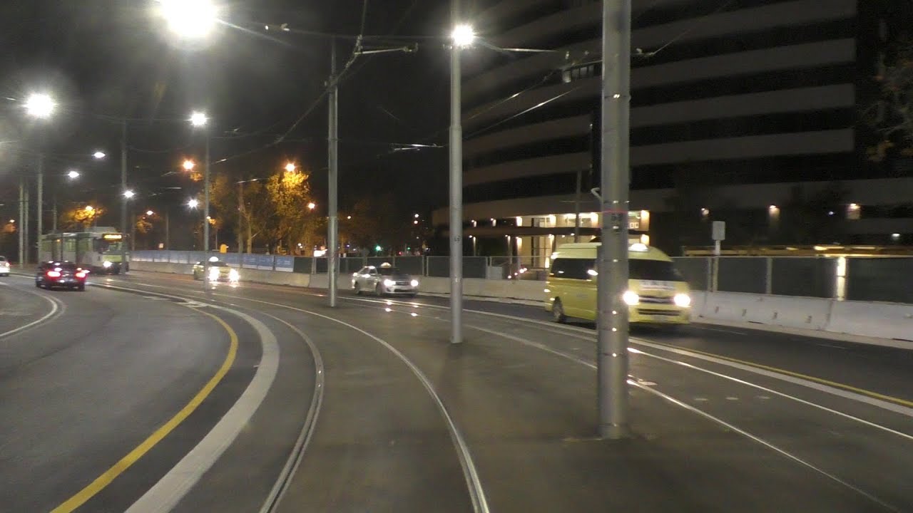 Melbourne Tram Drivers View - The new Domain track alignment May 2018