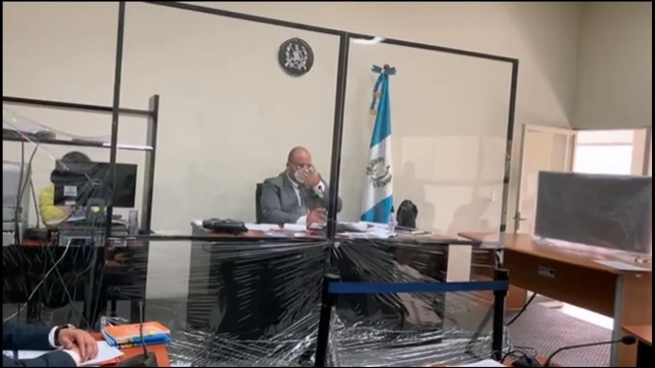 26. Juez inicia con las conclusiones. Audiencia de primera declaración.