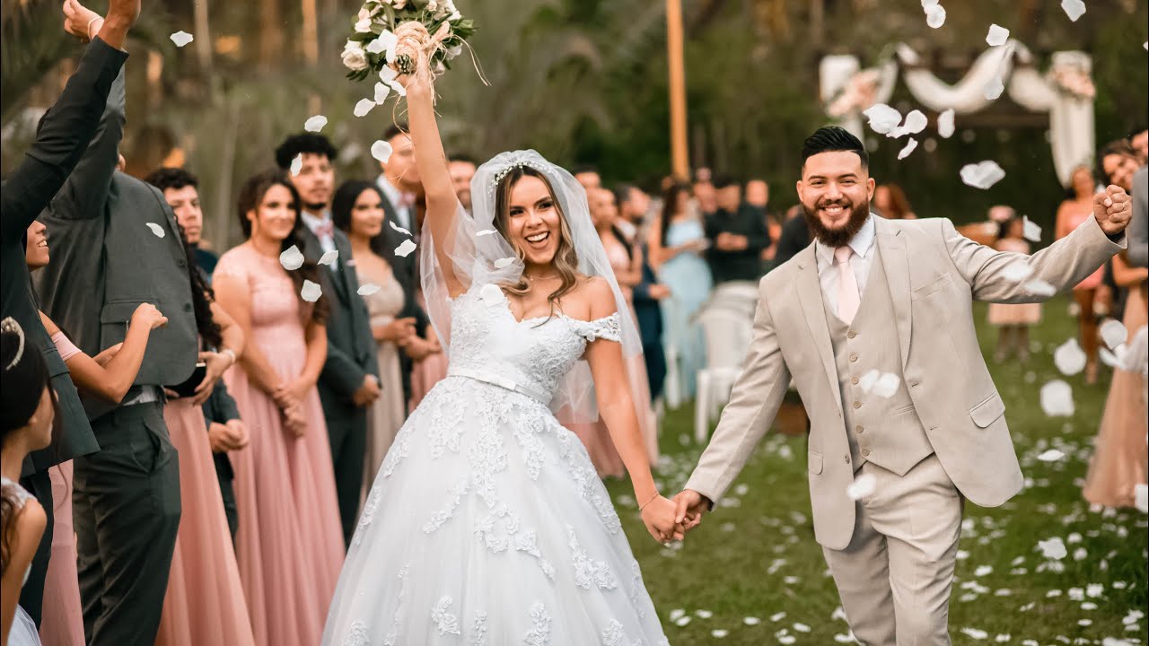 Trailer casamento mais lindo do mundo  ao ar livre (Quézia & Alyssom)