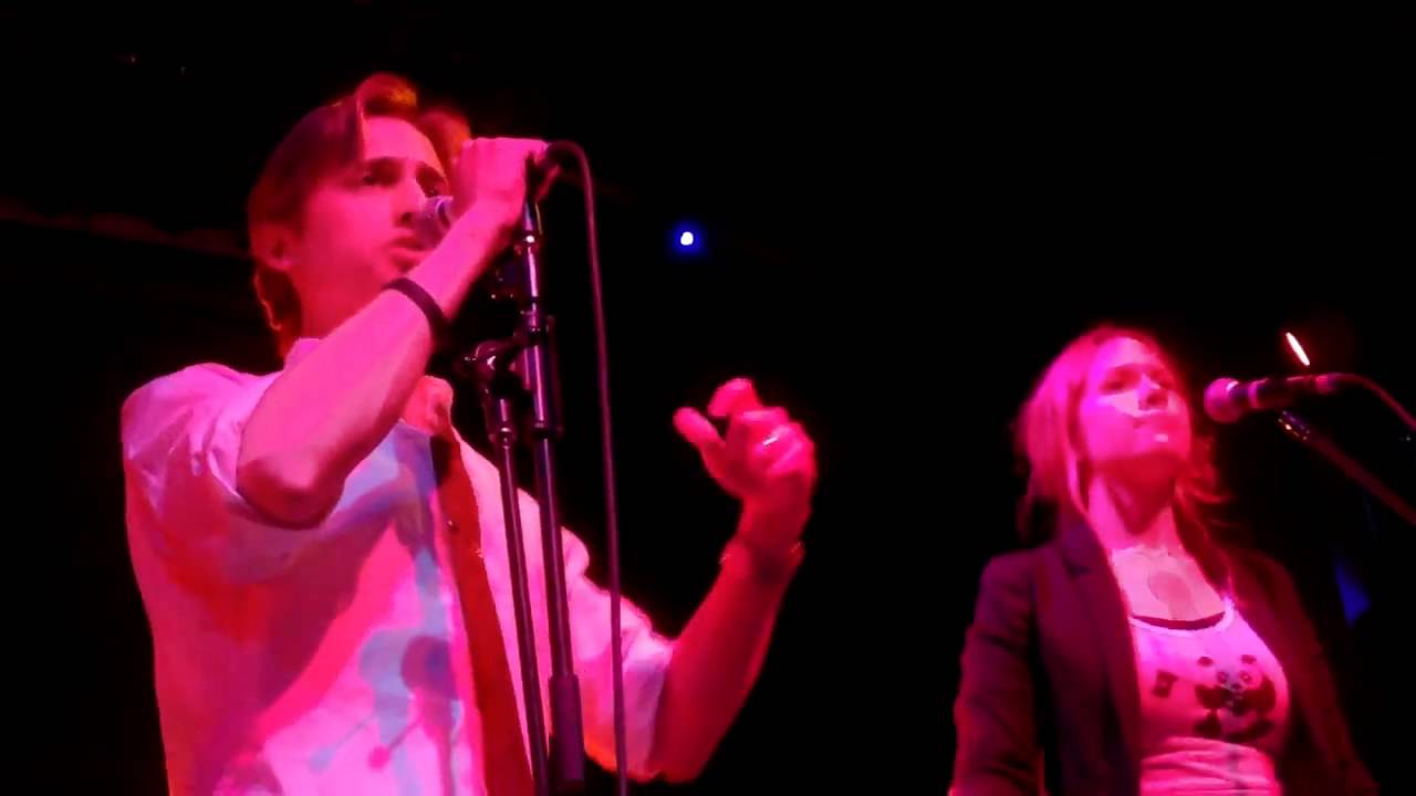 DigiTour - The Gregory Brothers: I'm Not A Witch