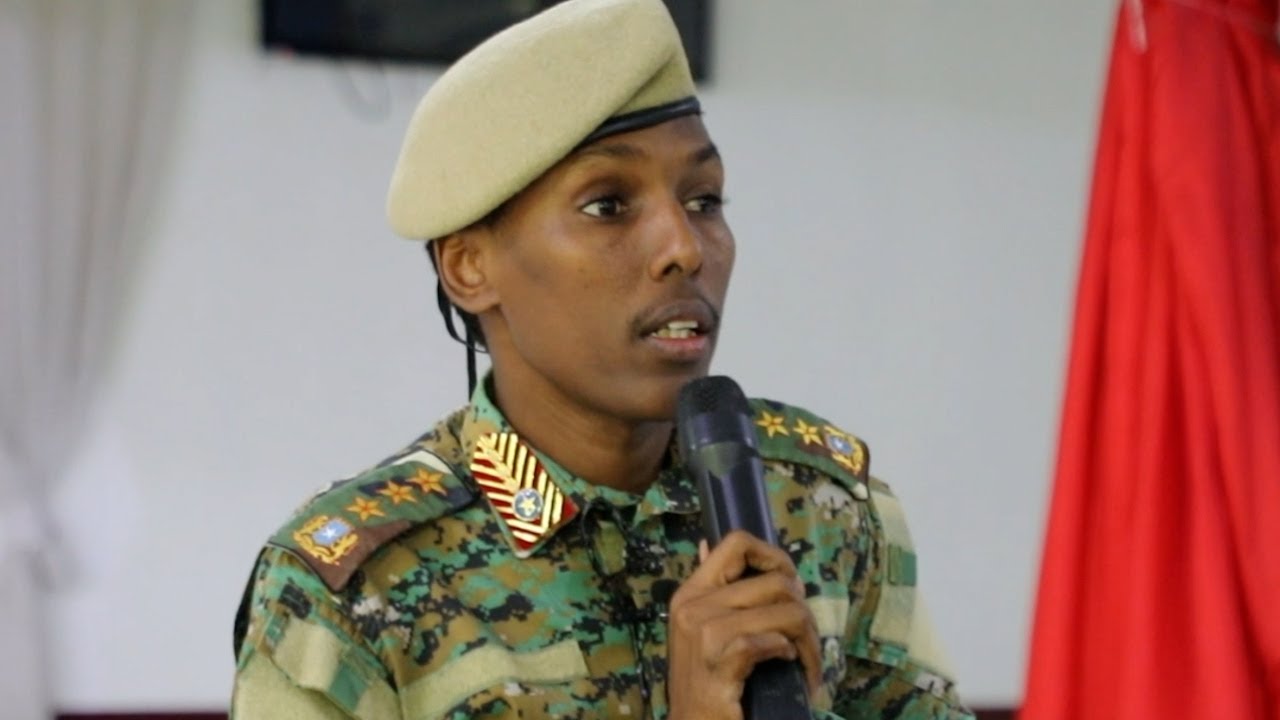 Jeneraal Odowaa ''Ma dooneyno in askari xoogga dalka ka tirsan uu xaafadaha Qori ku dhex wato.''