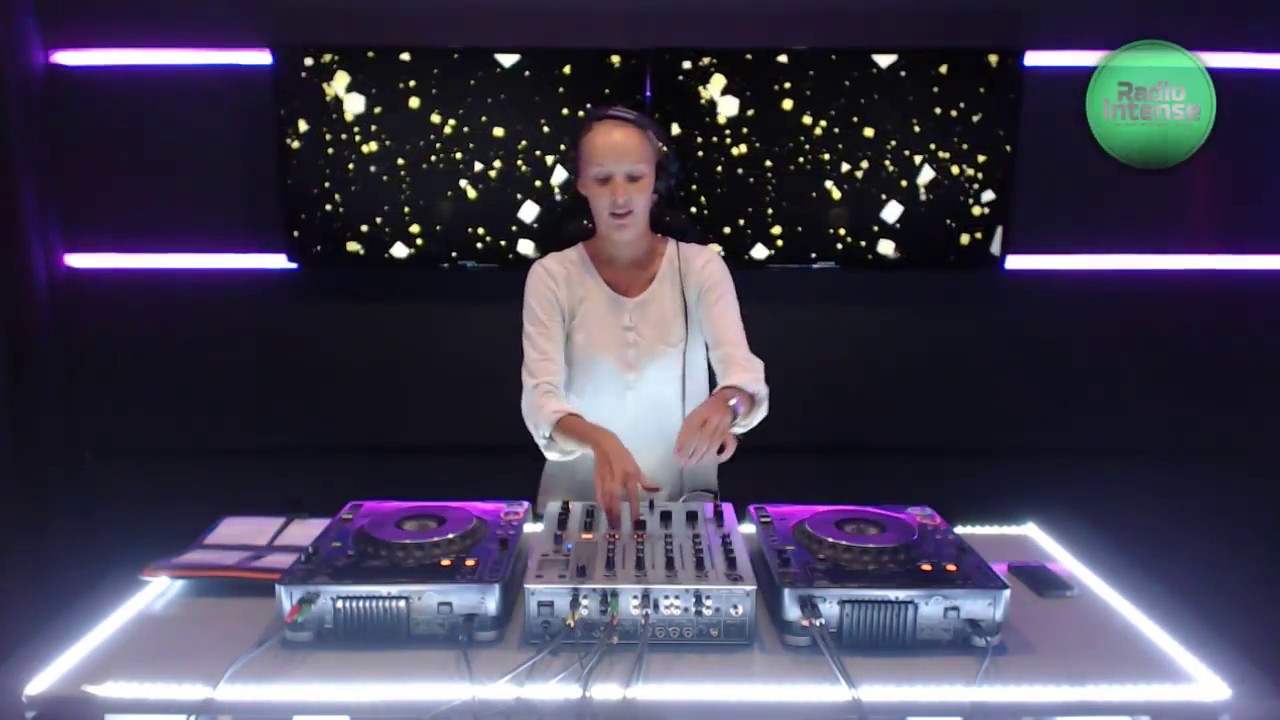 Live @ Radio Intense 20.08.2013 - Katya Tsaryova