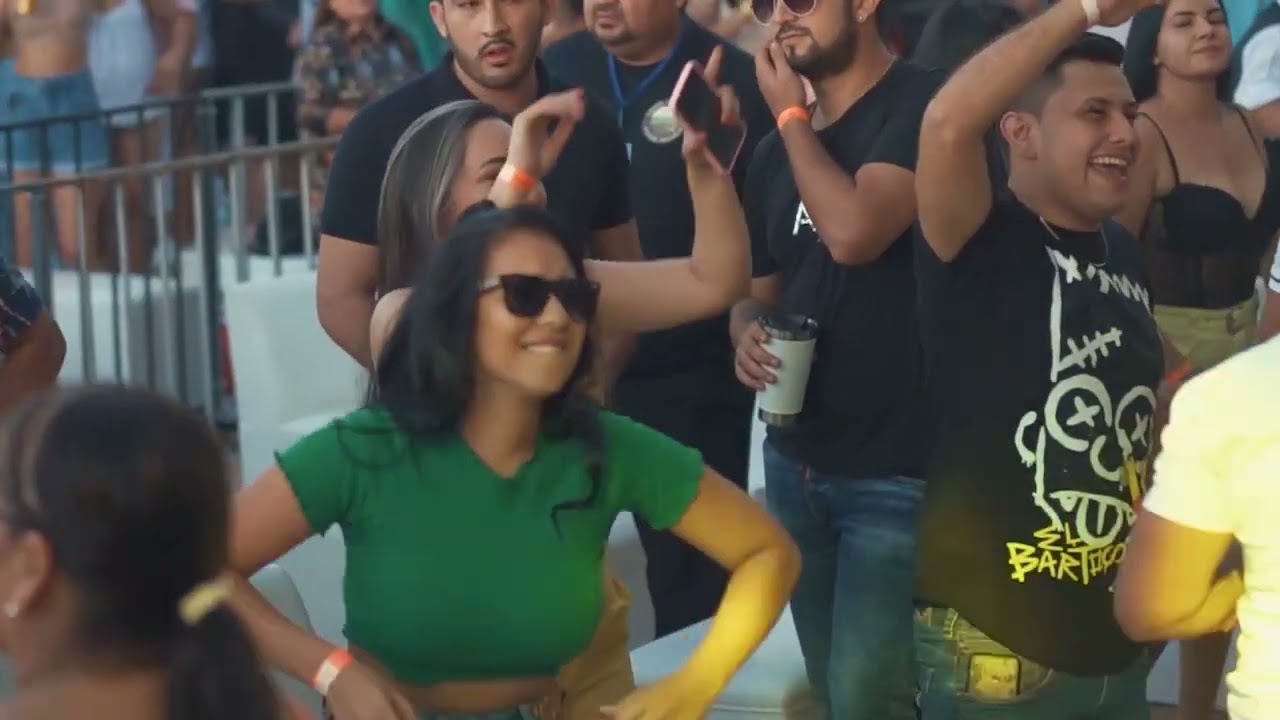 Te esperaré - LeCumbiee (En vivo)/Festival de Verano Yguazu