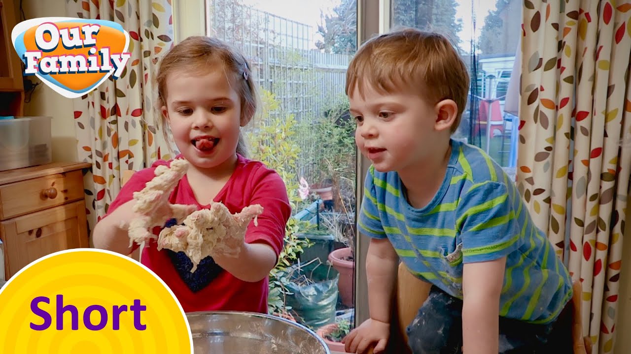 Alexa’s Pizza Parlour | Our Family Shorts | CBeebies