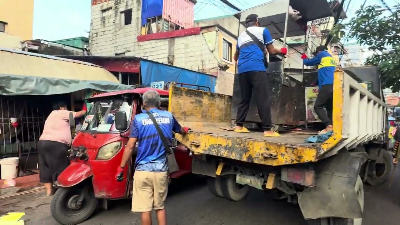 Wagas street pinag sasampa ung mga cart meron reklamo nasa kalsada na raw kasi 