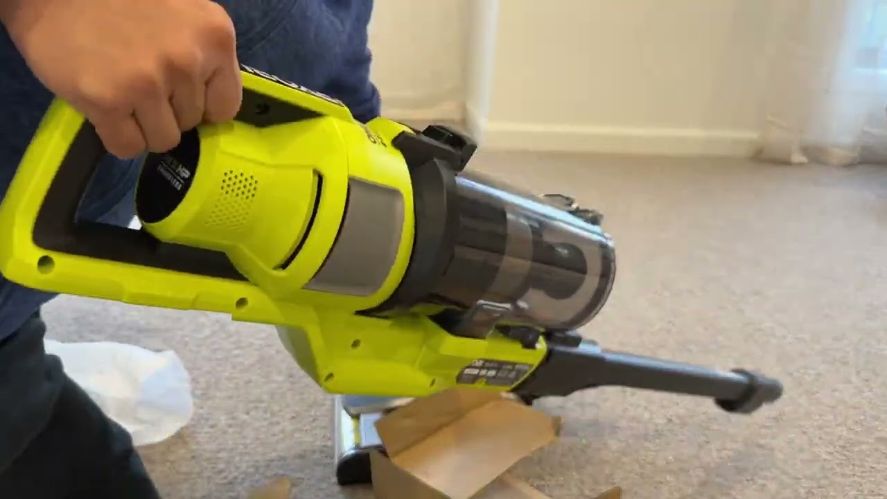 Unboxing Ryobi 18V ONE+ HP Brushless Stick Vac with Dual Roller Kit R18XSV9PET142