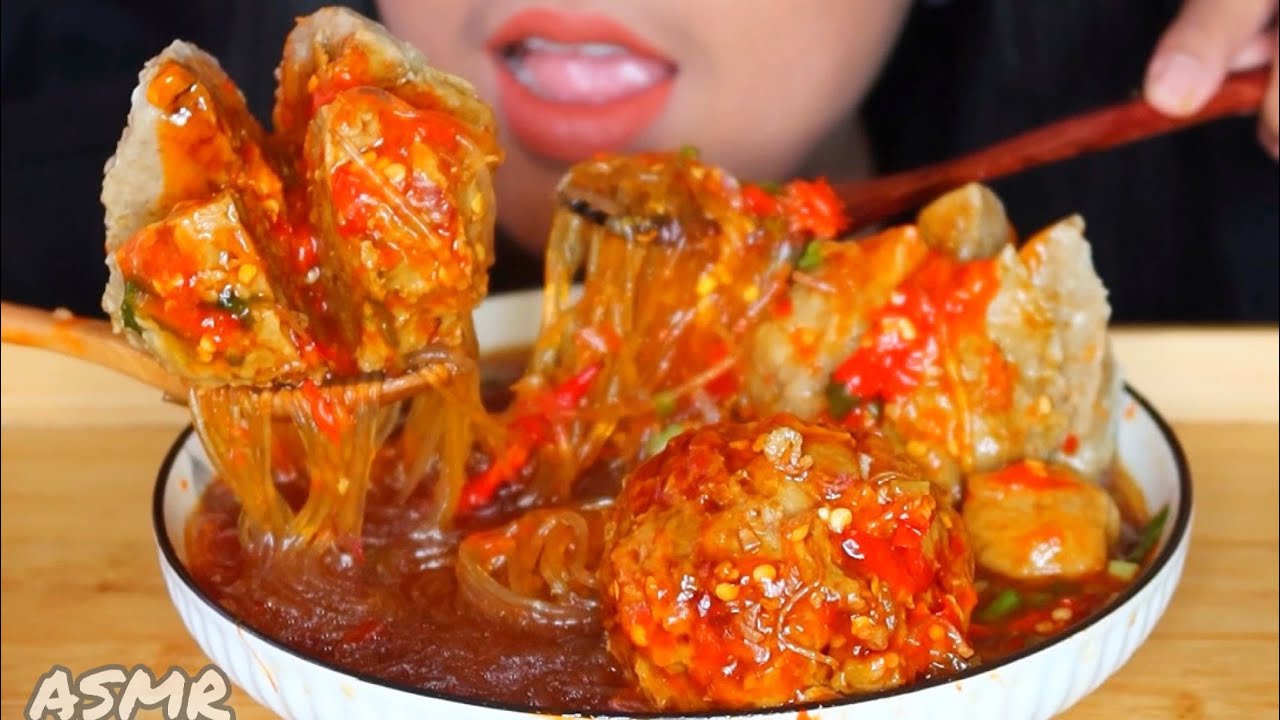 ASMR BAKSO ||MUKBANG INDONESIA #ASMR #asmrsounds #eatingsounds #bakso #baksopedas