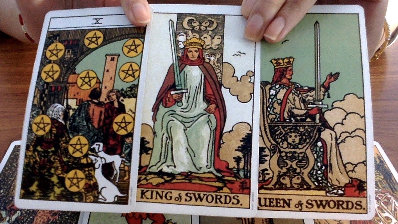 GEMINI SOULMATE *THEY CAN'T STAY AWAY ANYMORE!* DECEMBER 2019 ❤️😱  Psychic Tarot Love Reading