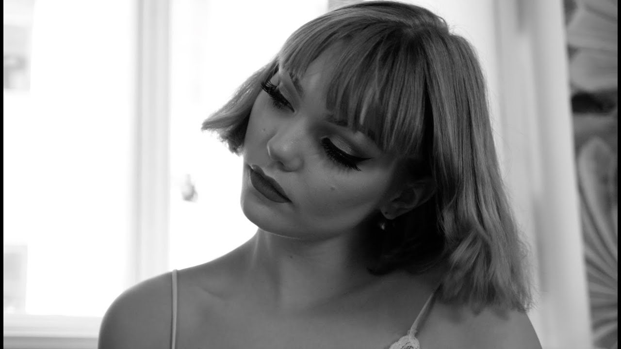 Waldeck - Lady Bedford feat. Patrizia Ferrara