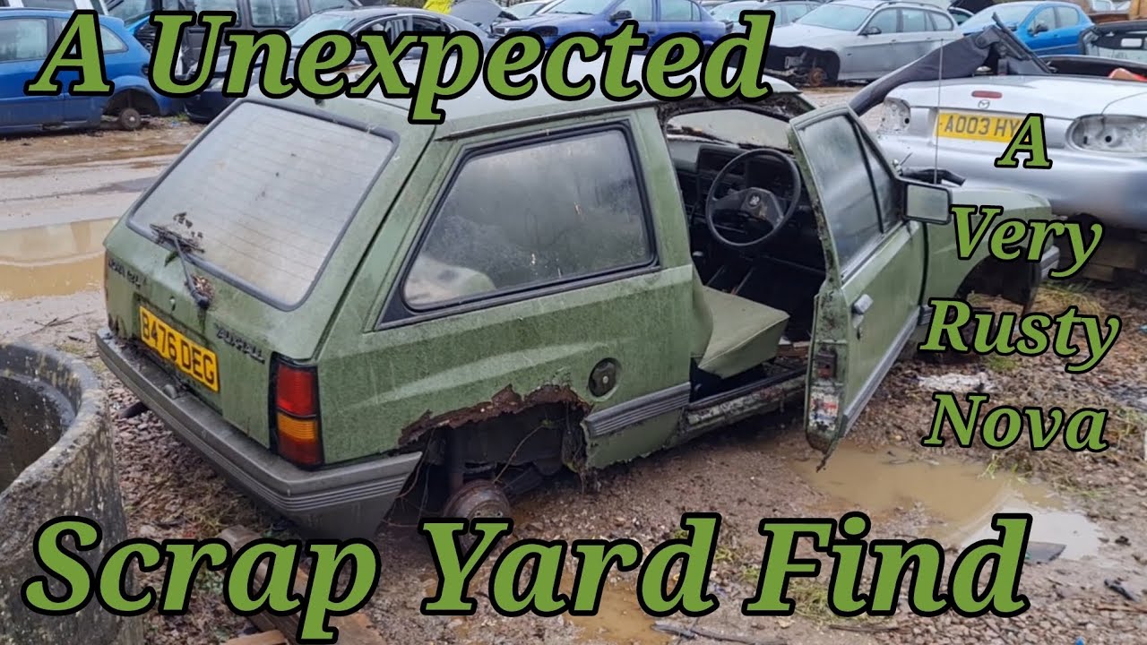 Неожиданная находка на свалке металлолома: ржавый Vauxhall Nova.