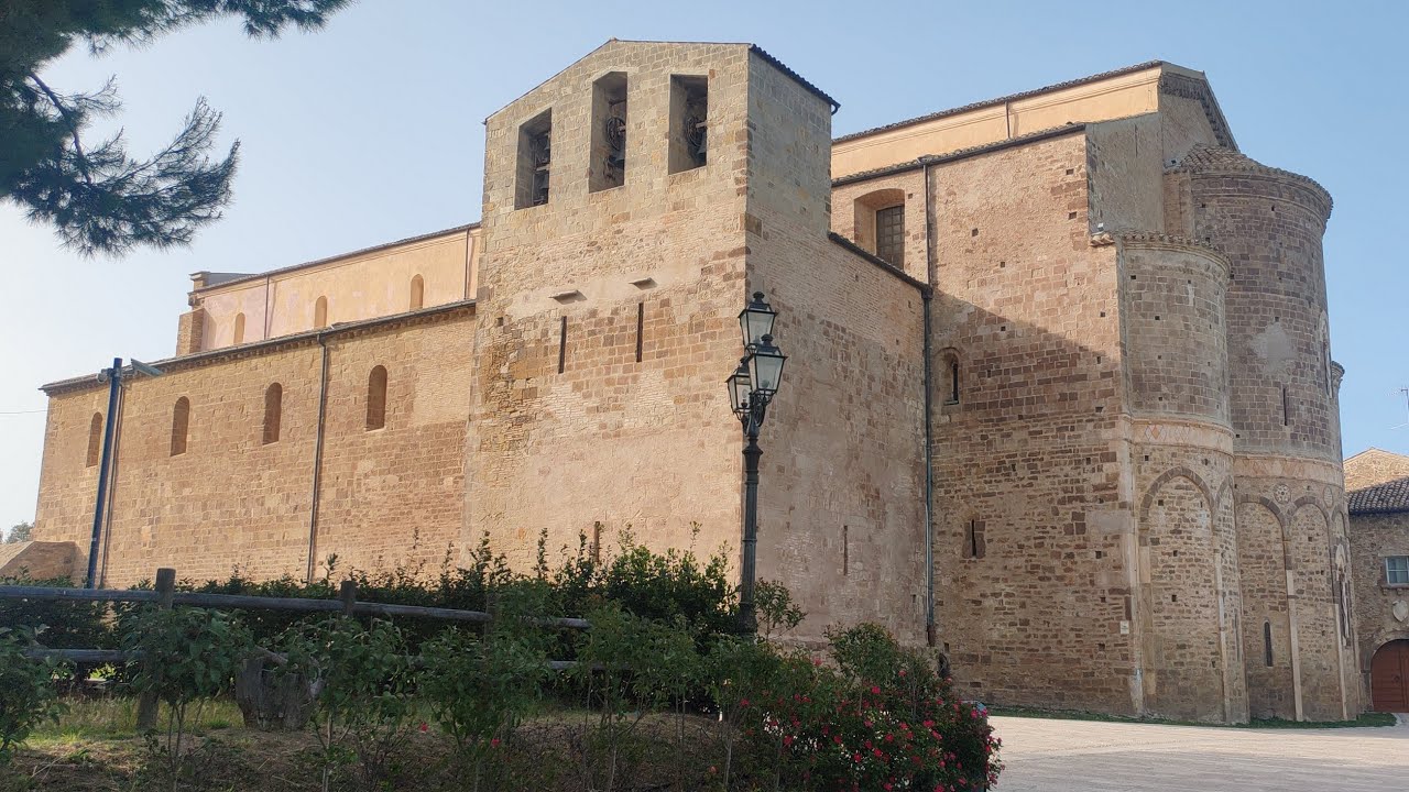 Abruzzo 2024, 29/4: Sulmona, Pacentro, Corfinio, Fossacesia, Abbazia di S. Giovanni in Venere