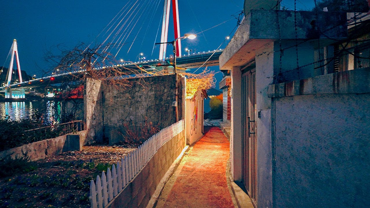Looking for the Tiny Hidden Beach in Yeosu City | Walking Tour Korea 4K HDR