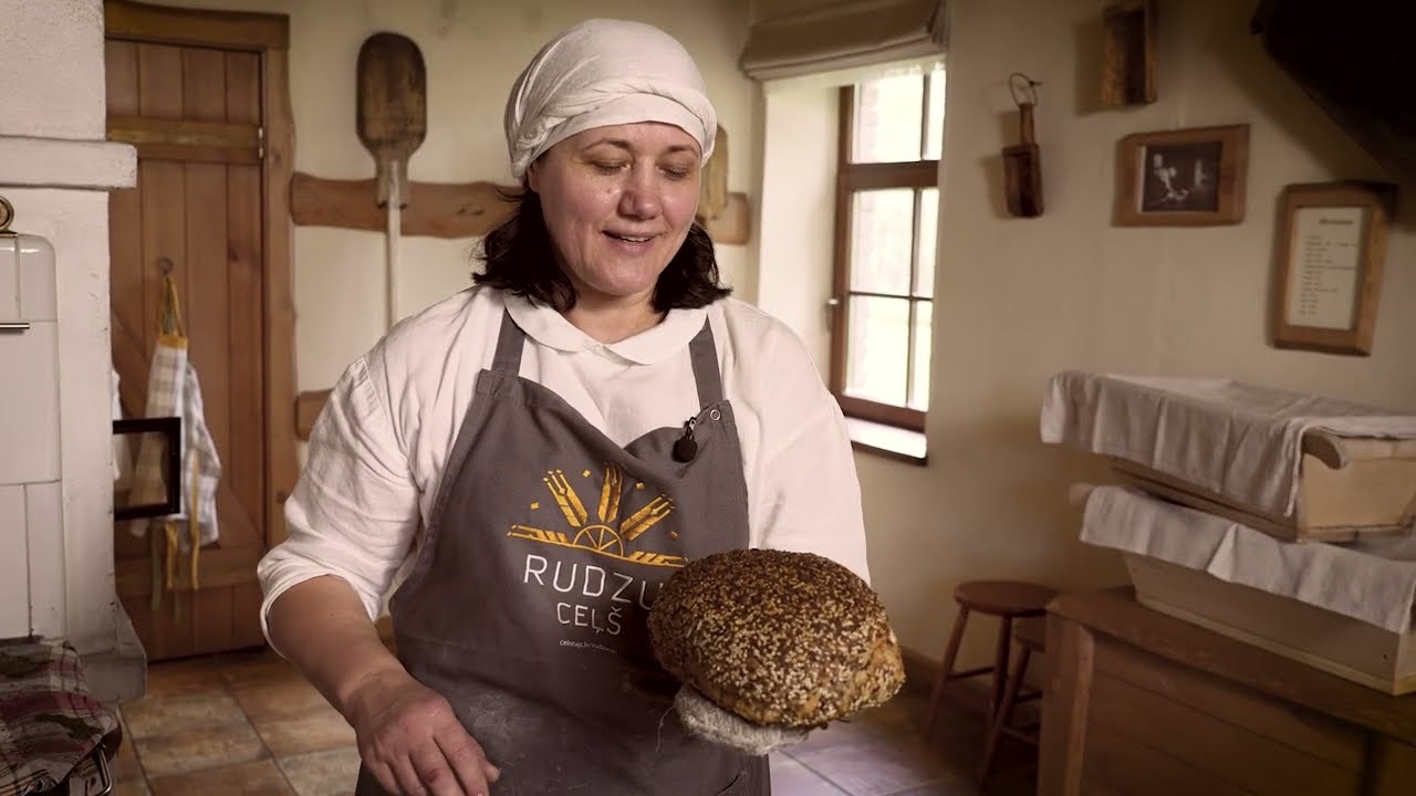 Maizes Ceļš lauku sētā 