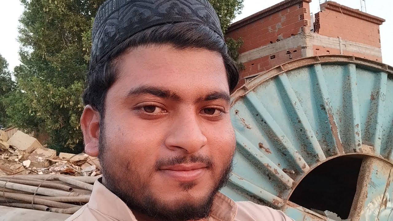 Qeemat badi chukayi zara si udhar ki beautiful nazm by Awaz Haseeb 1million views