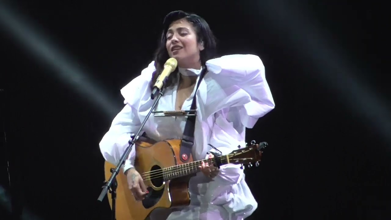 Mon Laferte Good Boy 2022