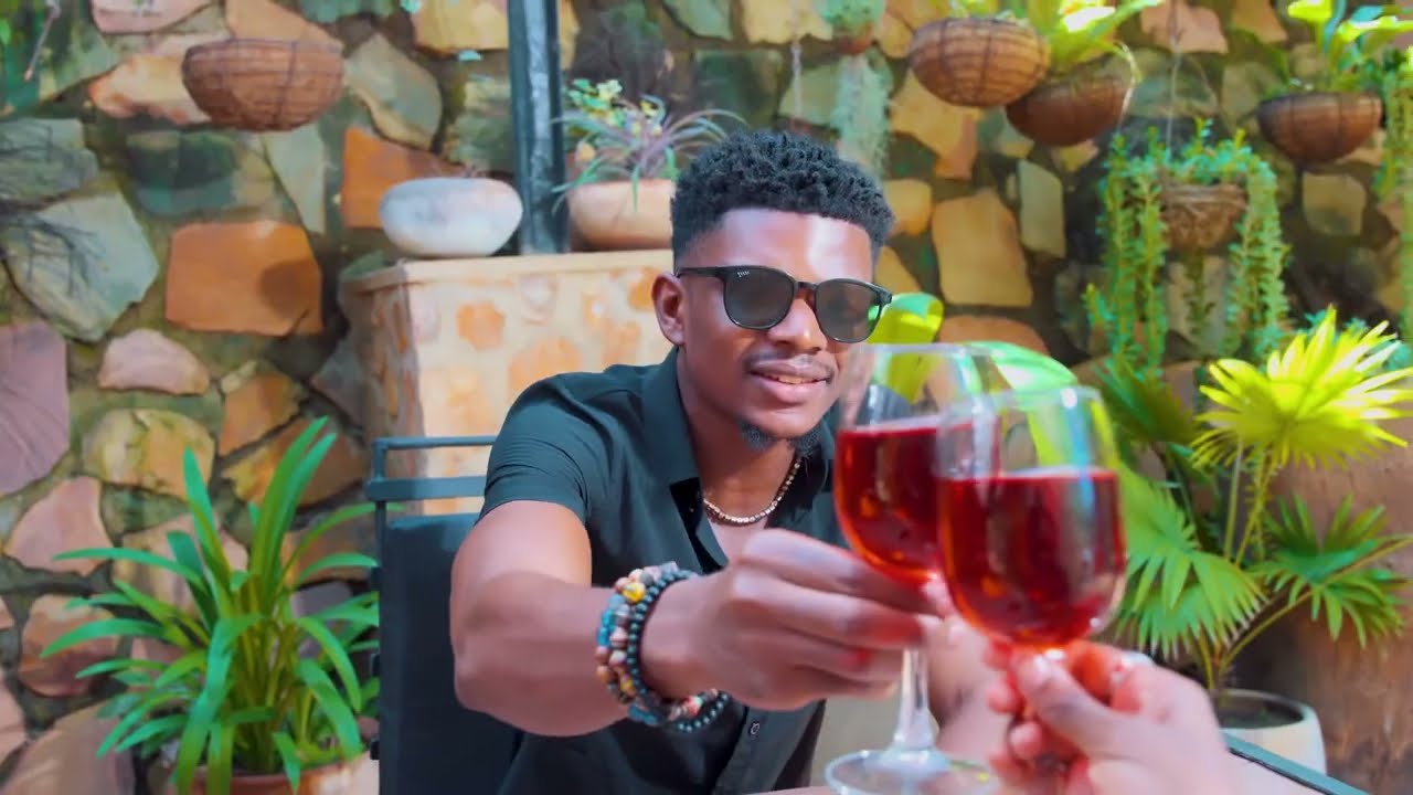 Mami - @kbg ft @sircreedydancehallapostle  (Official Visualizer)