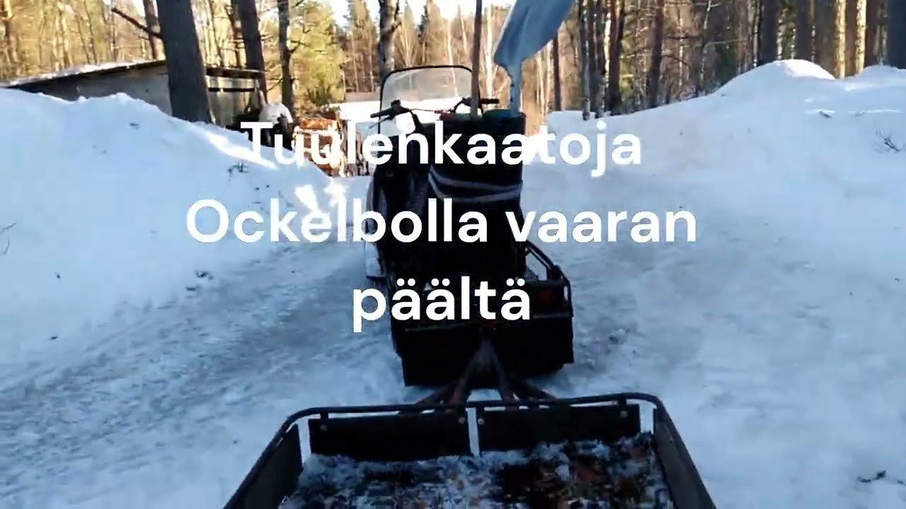 Tuulenkaatojen ajoa Ockelbo 6000 moottorikelkalla