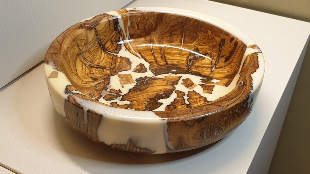 Resina e legno per realizzare