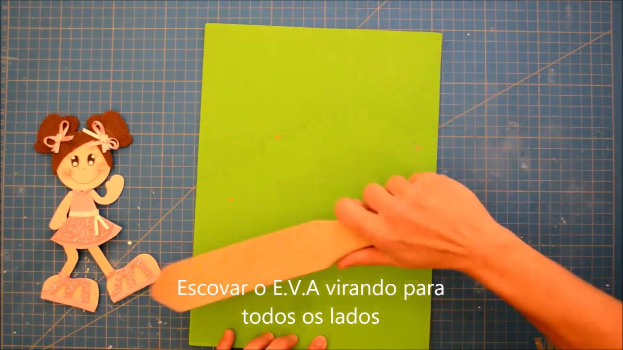 Técnica para fazer pelinhos ou efeito grama no E.V.A. Toalha. Efecto Toalla. 