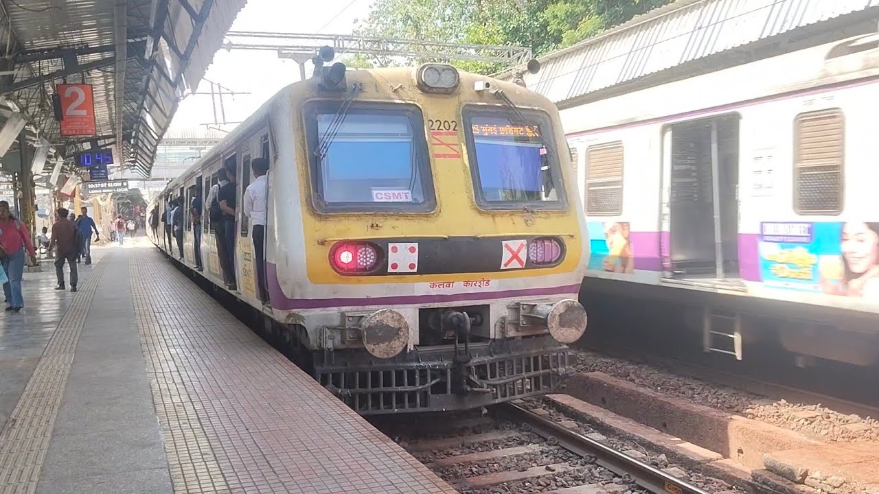 Mumbai local train video live in the railway station | Train videos Indian railways station latest 