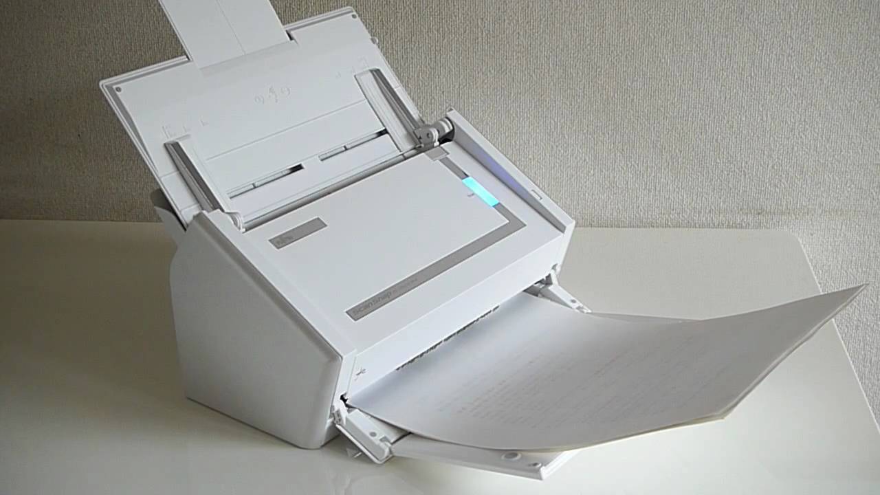 紙と鉛筆で充分だった頃の資料もiPadで電子書籍化して持ち運べる！