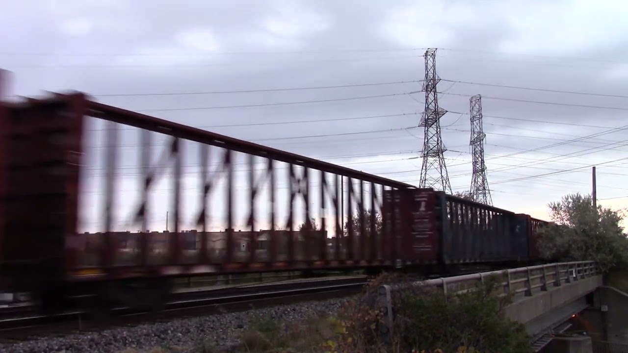 CP 421 passing Emery