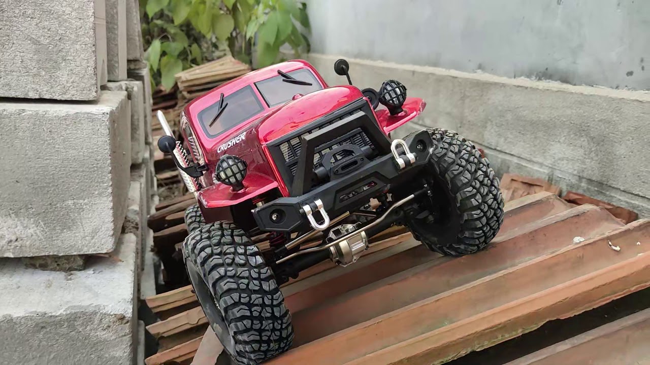RGT Crusher EX86181 Dodge T234 Crawling & Bashing