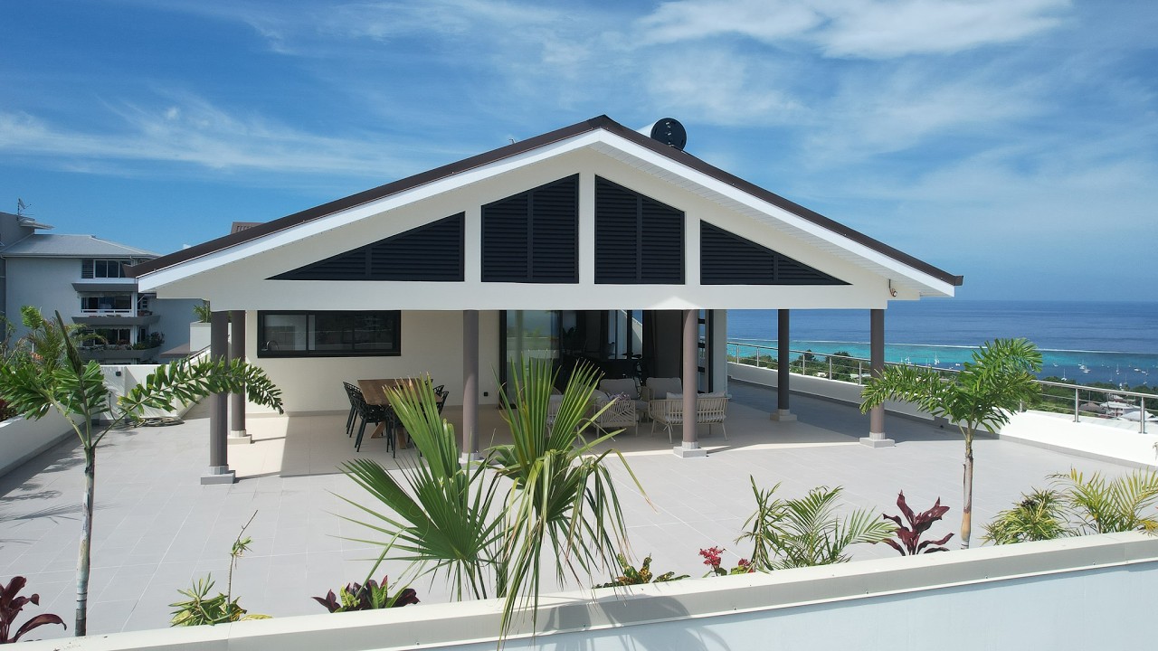Tahiti - Punaauia - Penthouse d'exception face à Moorea
