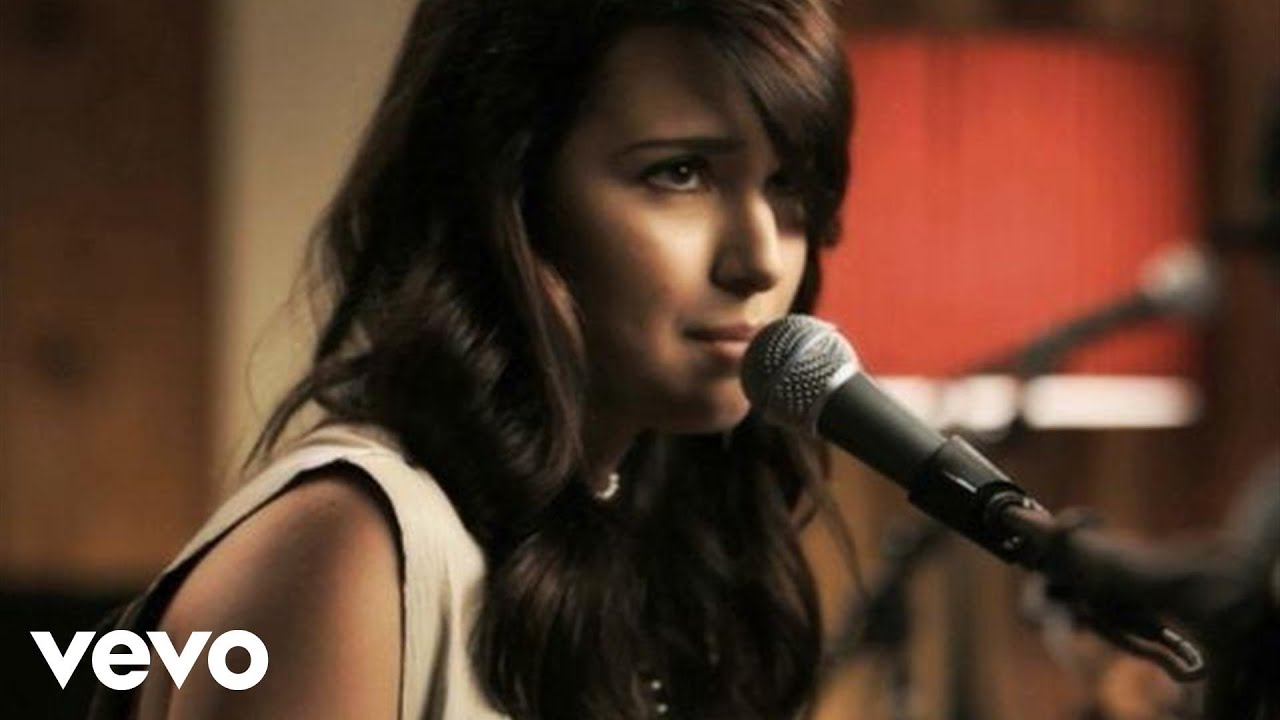 Tamar Kaprelian - Delicate Soul (Live From The Solar Powered Plastic Plant)