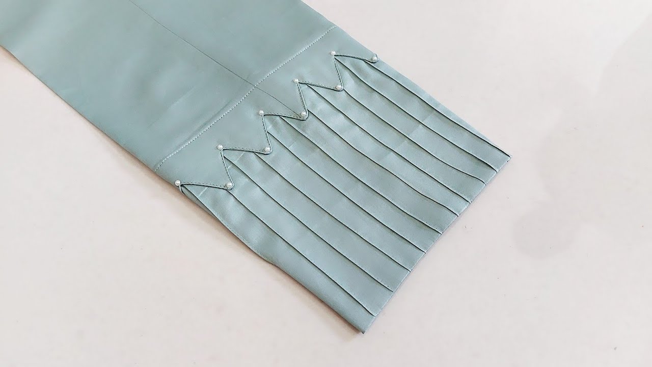Triangular Cutwork और Pintucks से बनाएं Palazzo Pant का ये सबसे सुन्दर डिज़ाइन | Reet Designs