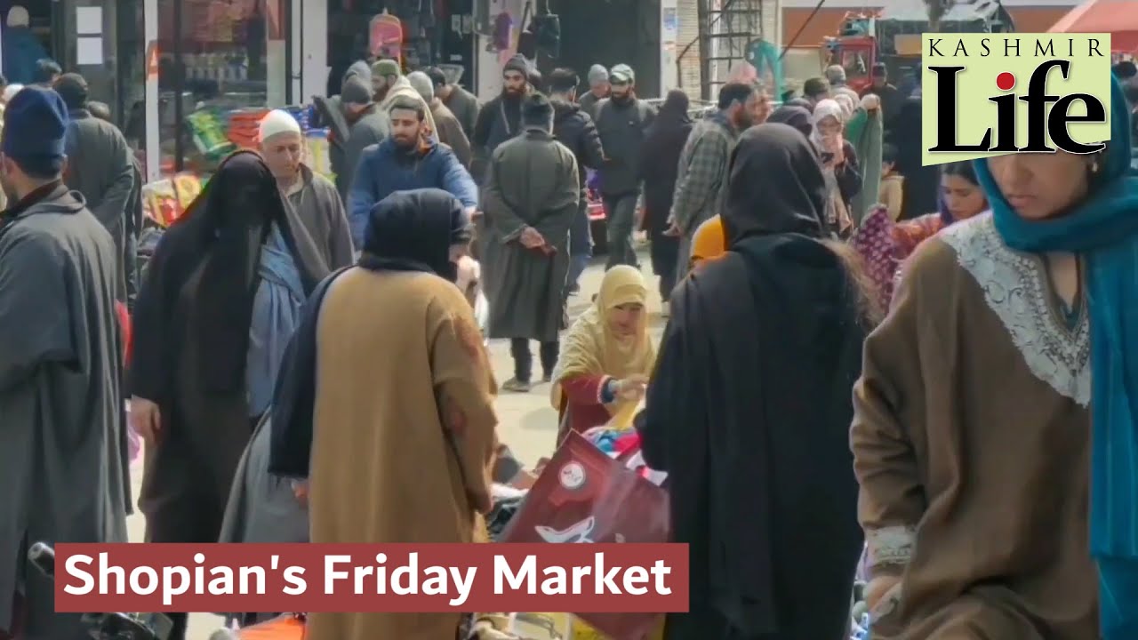 Shopian's Friday Market