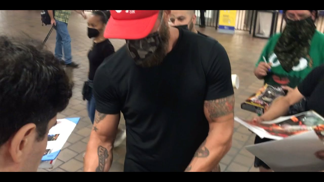 Edge The Rated R Superstar WWF/WWE Legend & Hall of Famer signing autographs! EliteCam Exclusive!