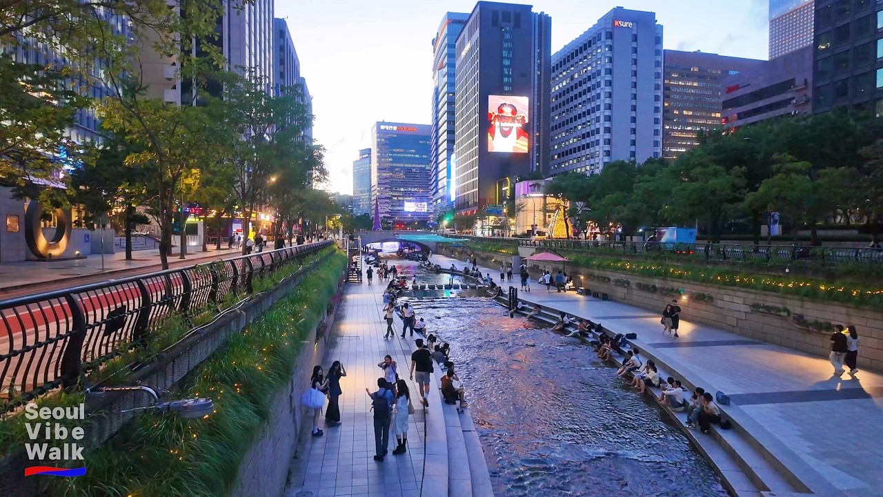Walking Cheonggyecheon Stream at Night 청계천 | Calm Escape in Downtown Seoul (4K HDR)