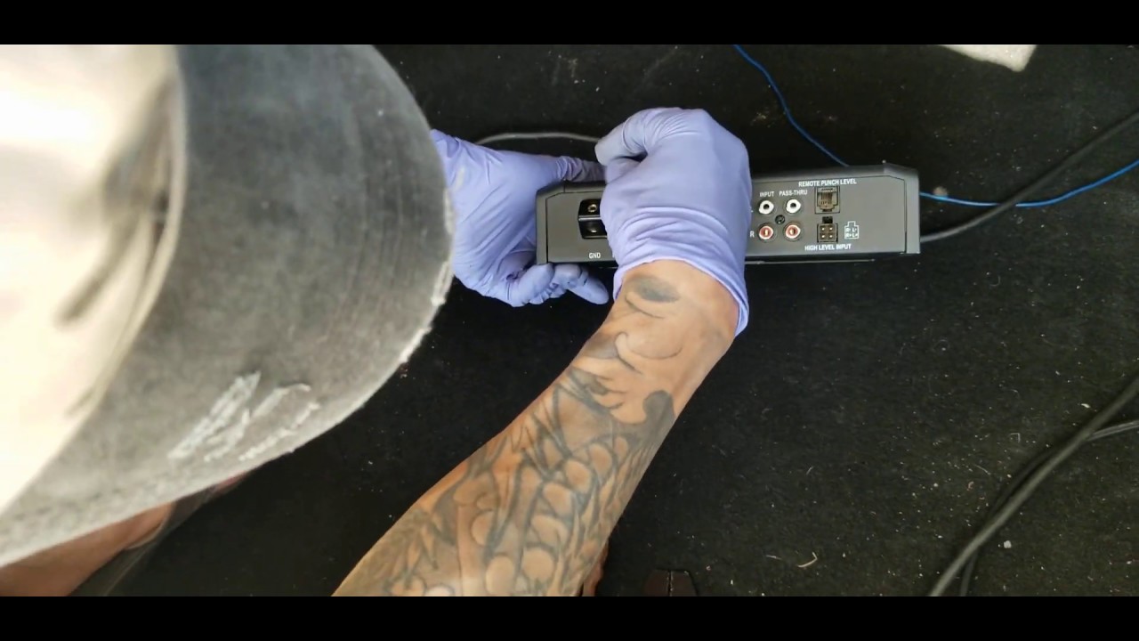 How to install car amplifier Rockford Fosgate R500X1D