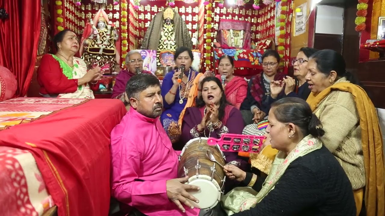 Chade Chadhava Lal Maa Tere Mandir Mein || MKM 47 ||