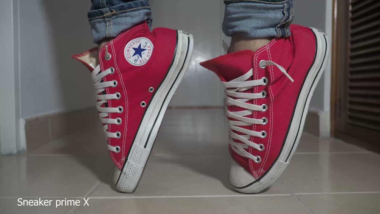 CONVERSE RED HI TOP - WALK with socks and not sox