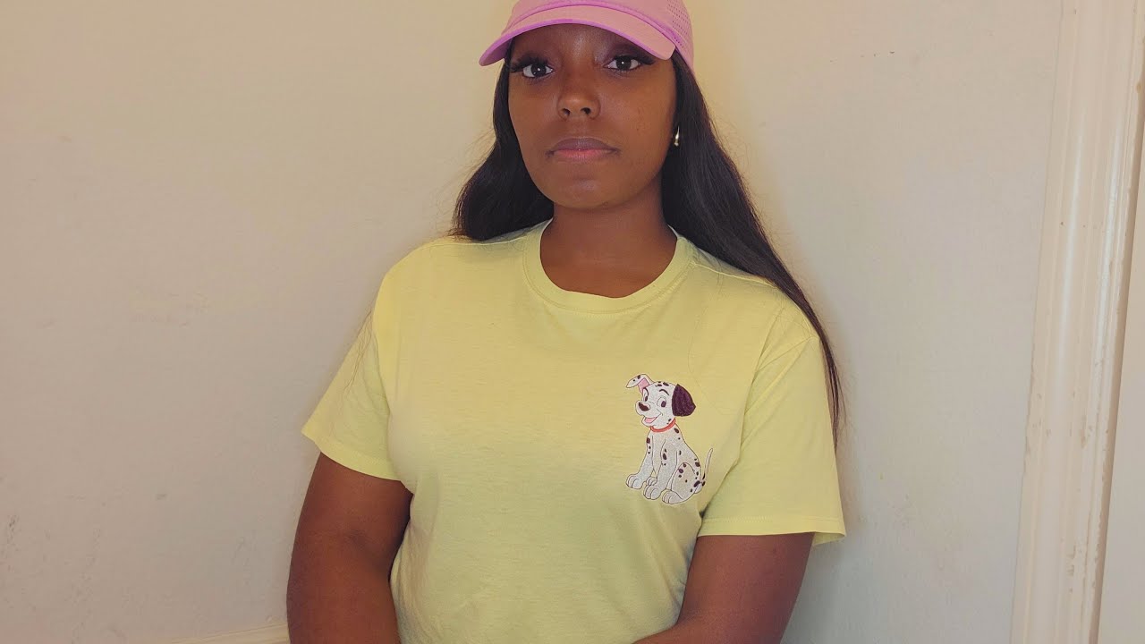 Sade Monique  is live!