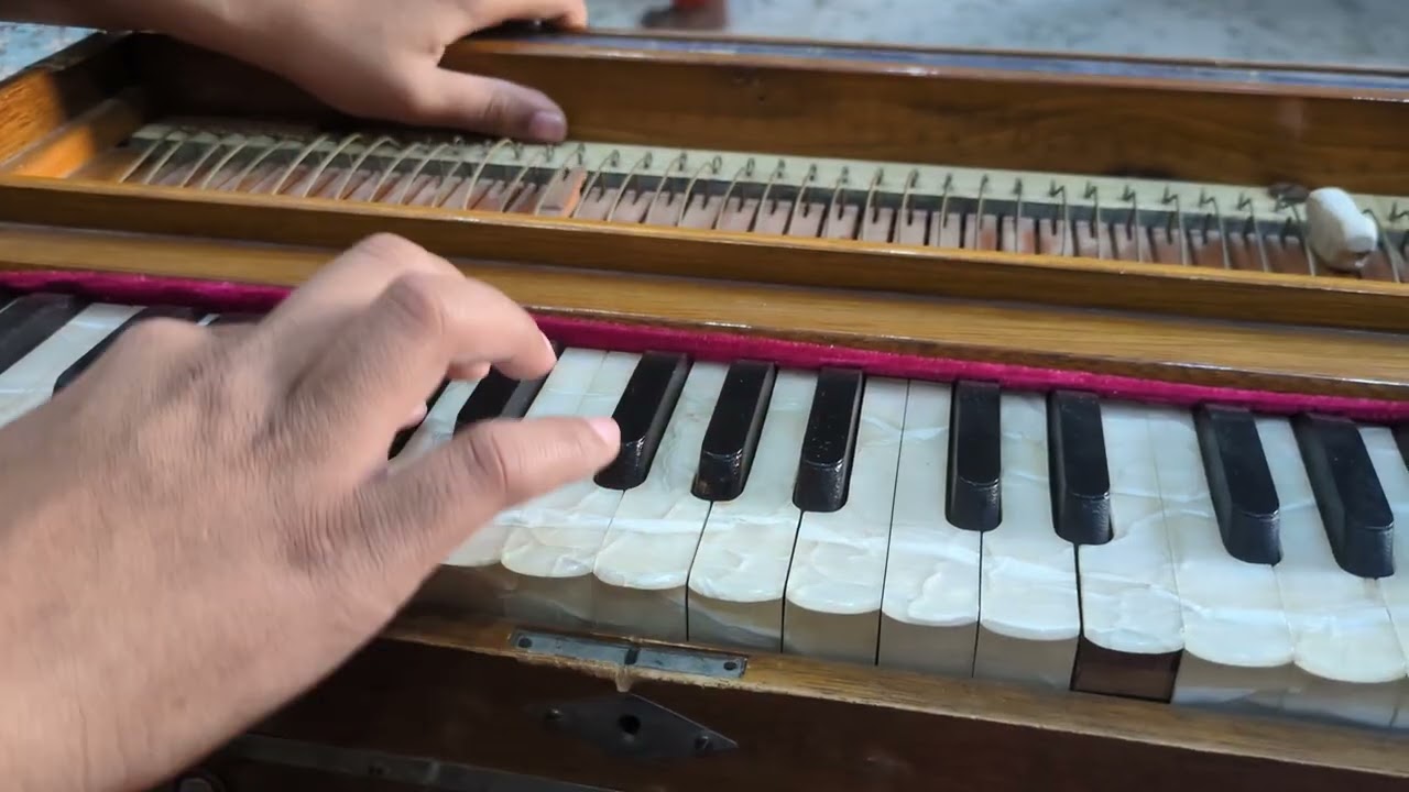 How to play bajan jis bajan mein ram ka naam n ho us bajan ko gana na chaiya|kaise bajye harmonium p