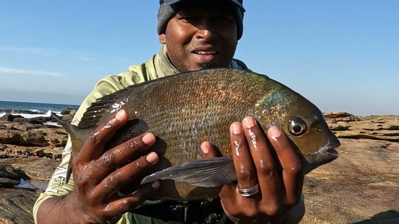 Rough Seas, Strong Winds, & a FAT Bronze Bream that slapped me:)