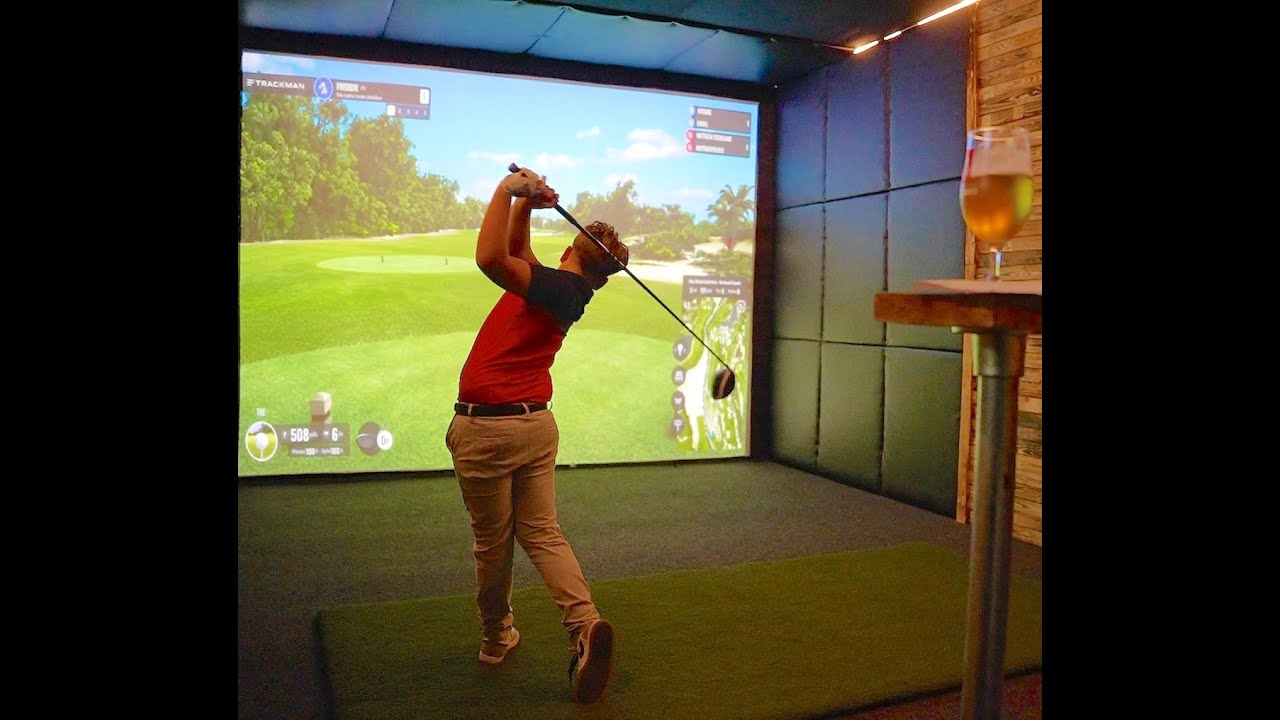 Simulator golf at Back Nine Golf in Otley