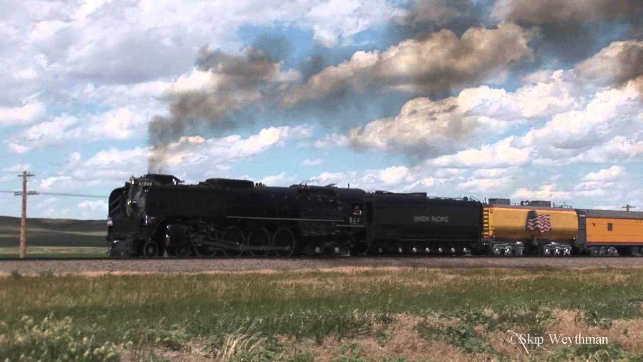 Union Pacific 844 & Lincoln Highway
