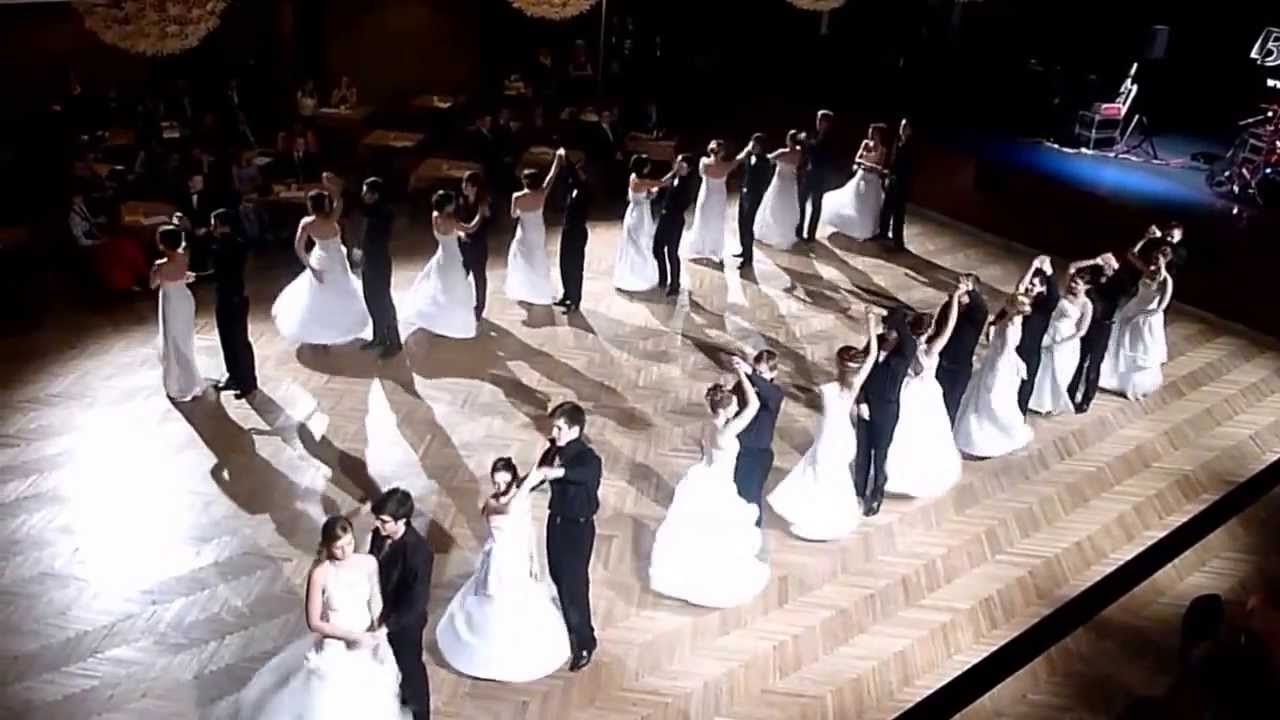 Ples GUH 2014 - předtančení