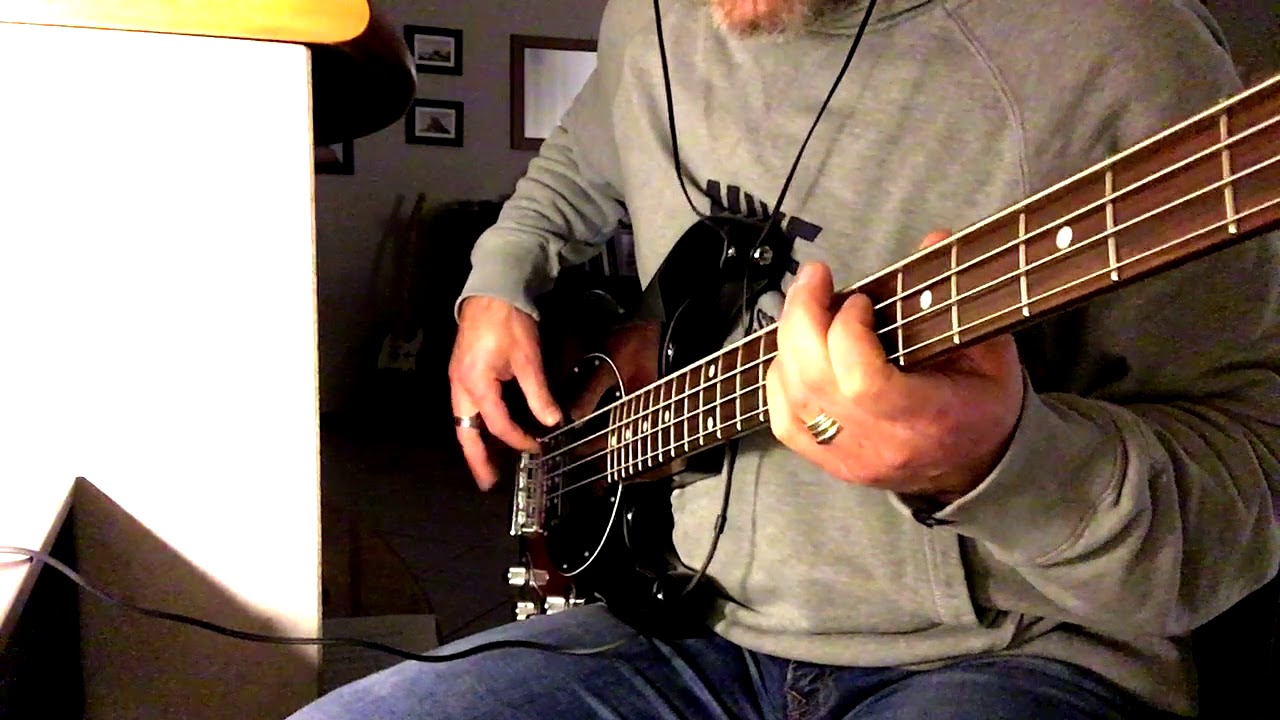 From out of nowhere - Faith no more, bass cover #basscover #faithnomore #fromoutofnowhere  #Glbasses