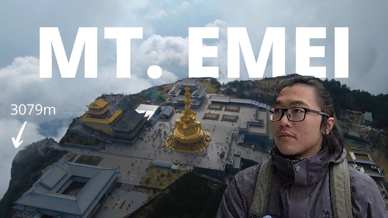 SOLO HIKING MT. EMEI in China 🇨🇳 | Sacred Buddhism Mountain