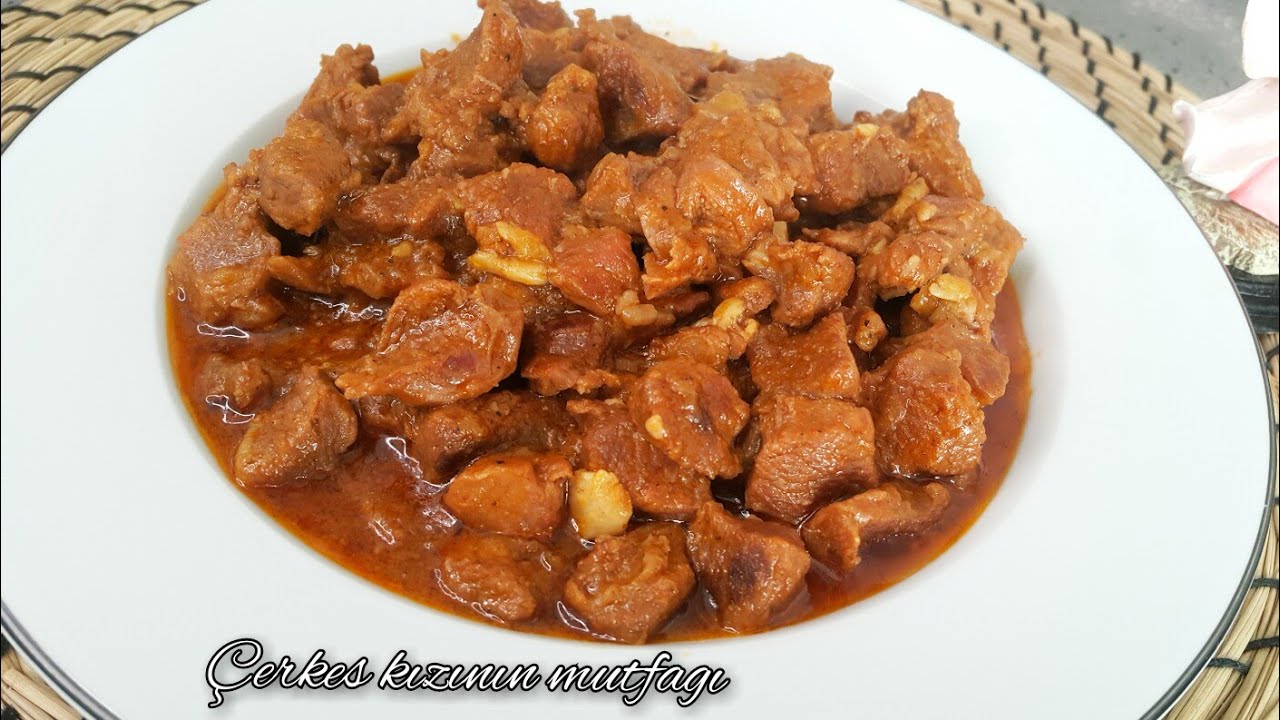 İLK KEZ DENEDİM! YOK BÖYLE LEZZET!!! ♻ LOKUM GİBİ! KUZU YAHNİ NASIL YAPILIR / Et Yemekleri 👌💯😋