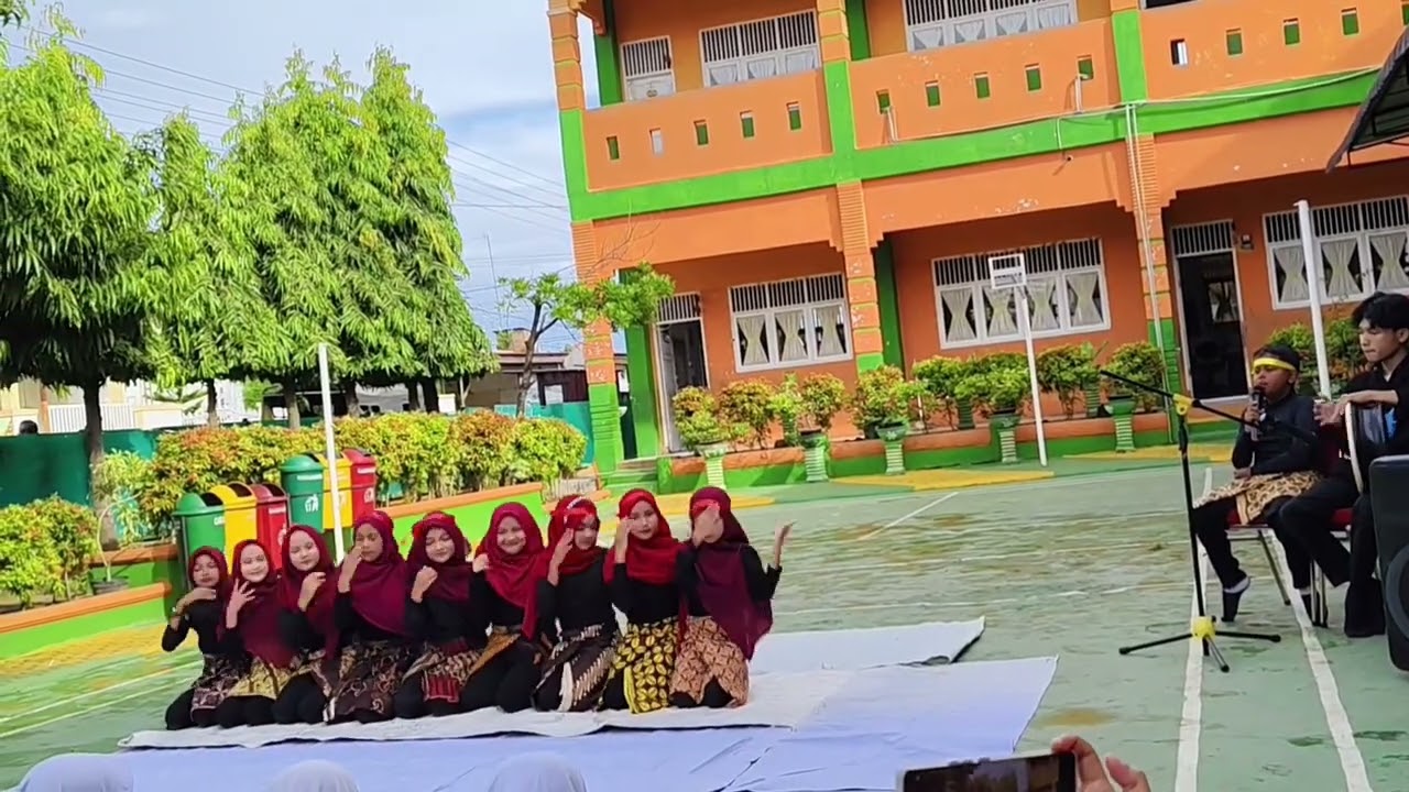 Tarian dari SDN 13 Banda Sakti #latepost #SDN13BandaSakti 