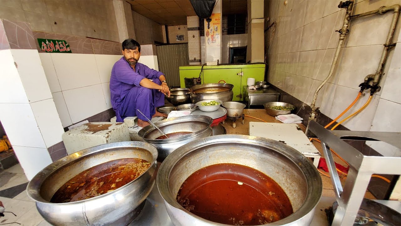 Pakistan MEAT FEAST! Street Food Tour of Karachi Food Street