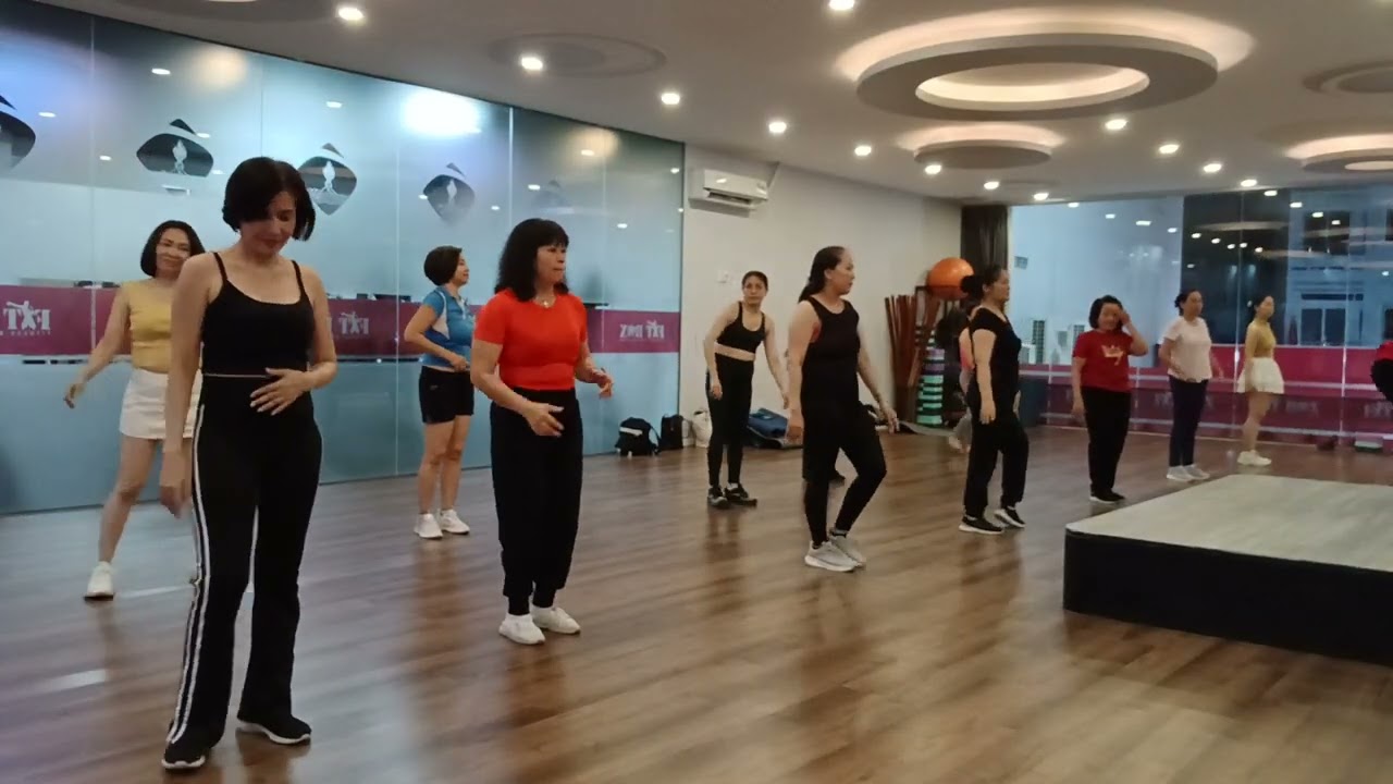 Liên khúc tết zumba class 